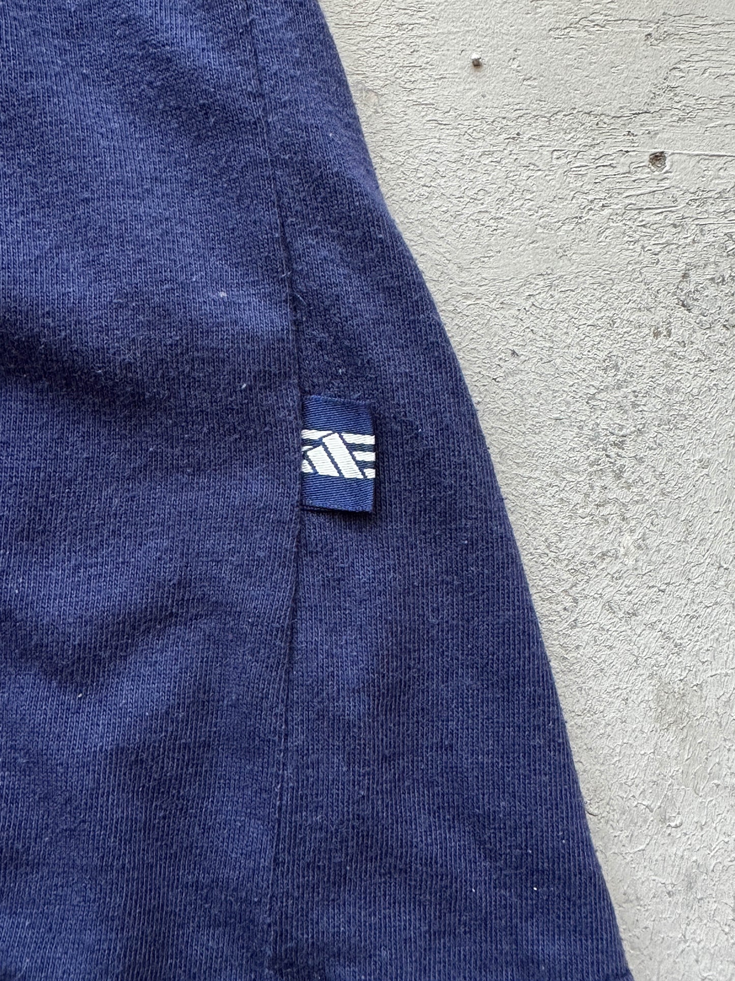 Camiseta Adidas vintage 90s