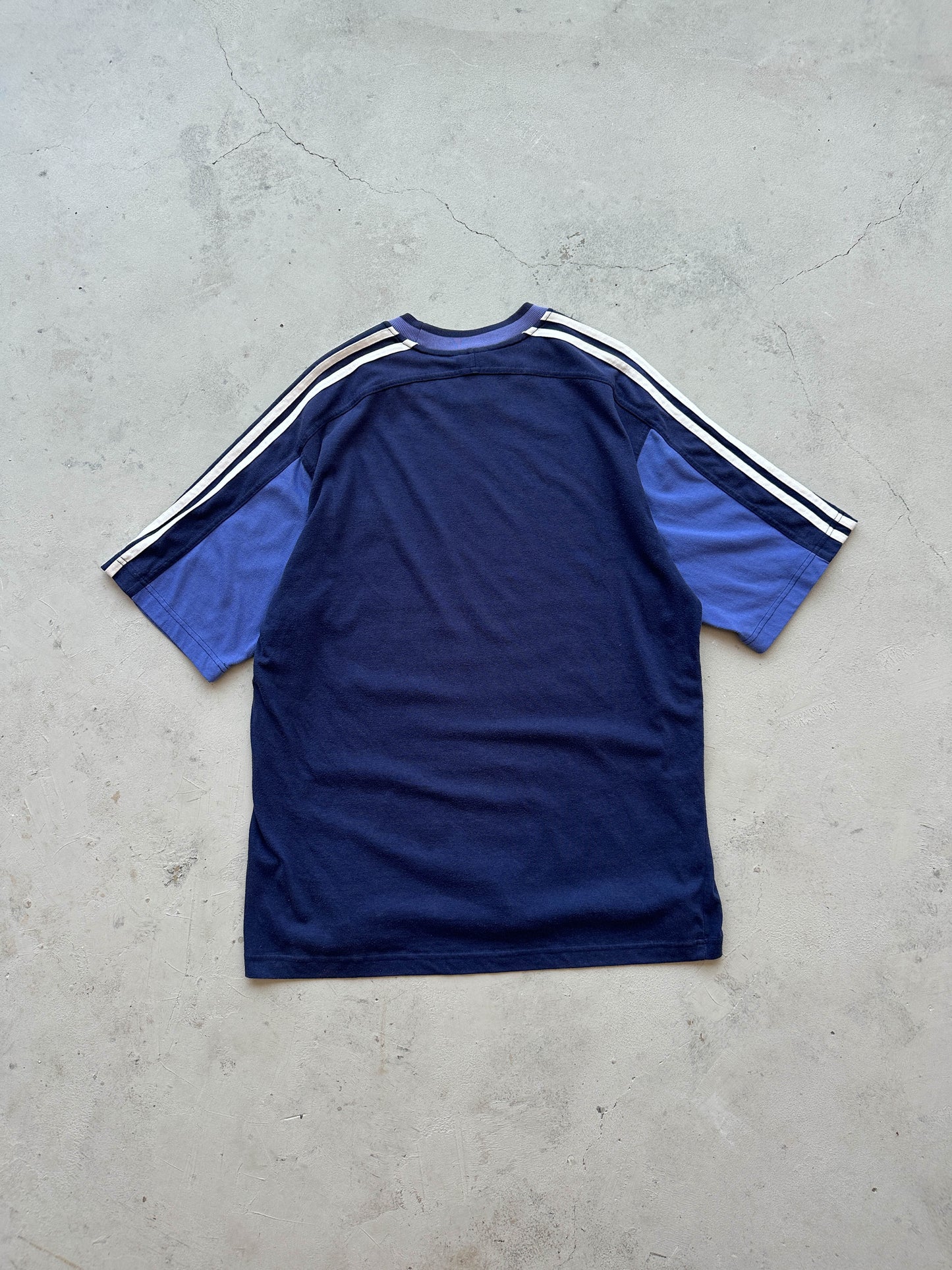 Camiseta Adidas vintage 90s