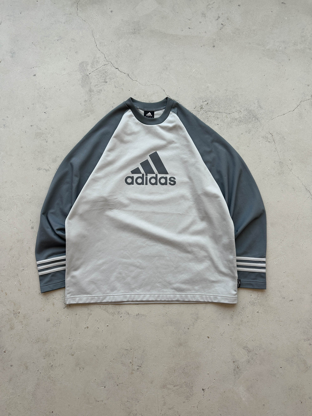 Sudadera Adidas vintage 00s