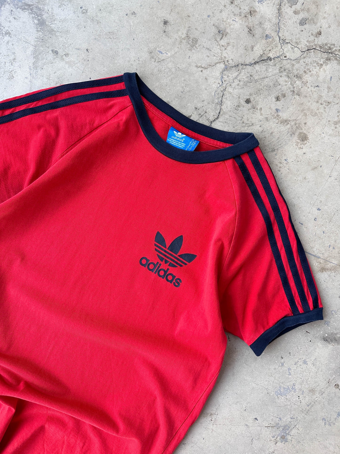 Camiseta Adidas vintage 00s