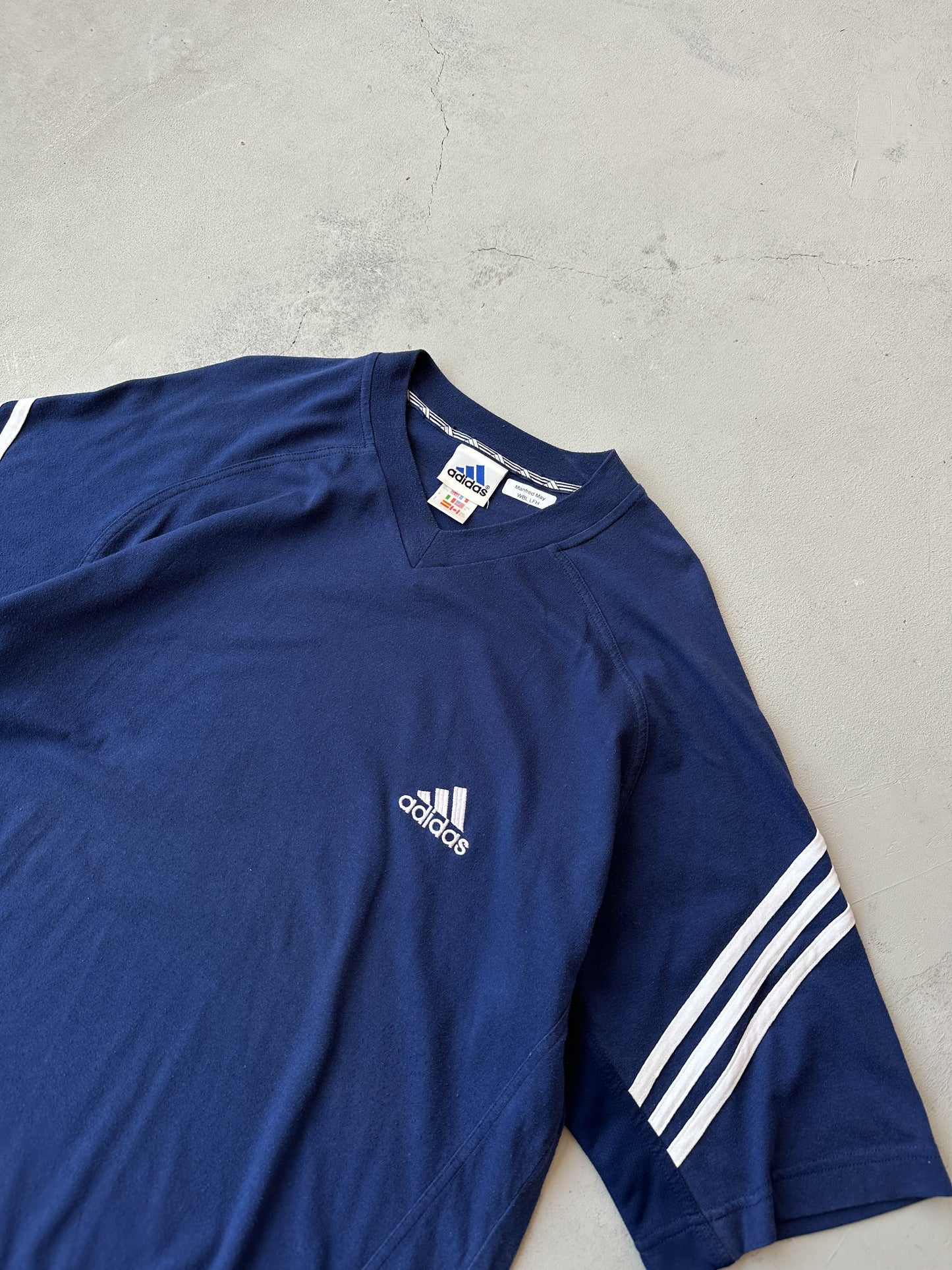 Vintage 90s Adidas T-shirt