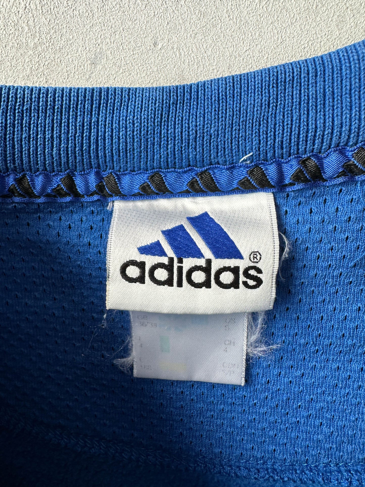 Sudadera Adidas vintage 90s