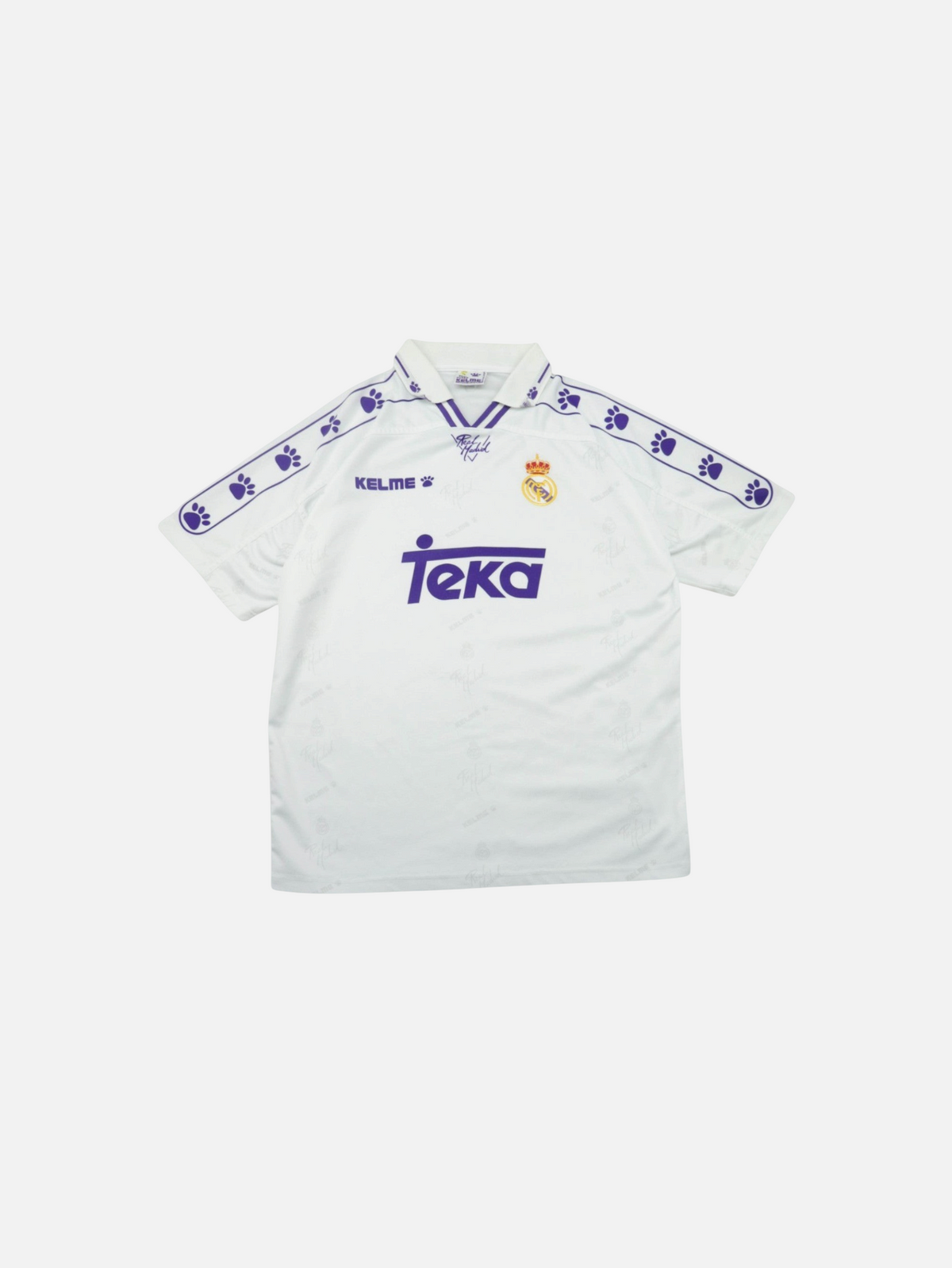 Camiseta de fútbol vintage Alabama Vintage del Real Madrid 1994-96 blanca con detalles en morado y logo de Kelme