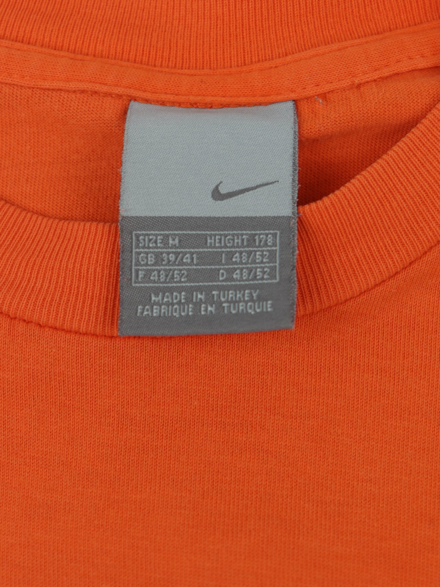 CAMISETA NIKE VINTAGE 00S