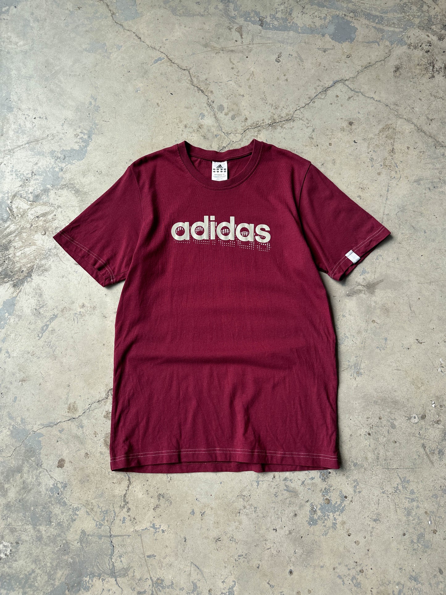 Camiseta Adidas vintage 00s