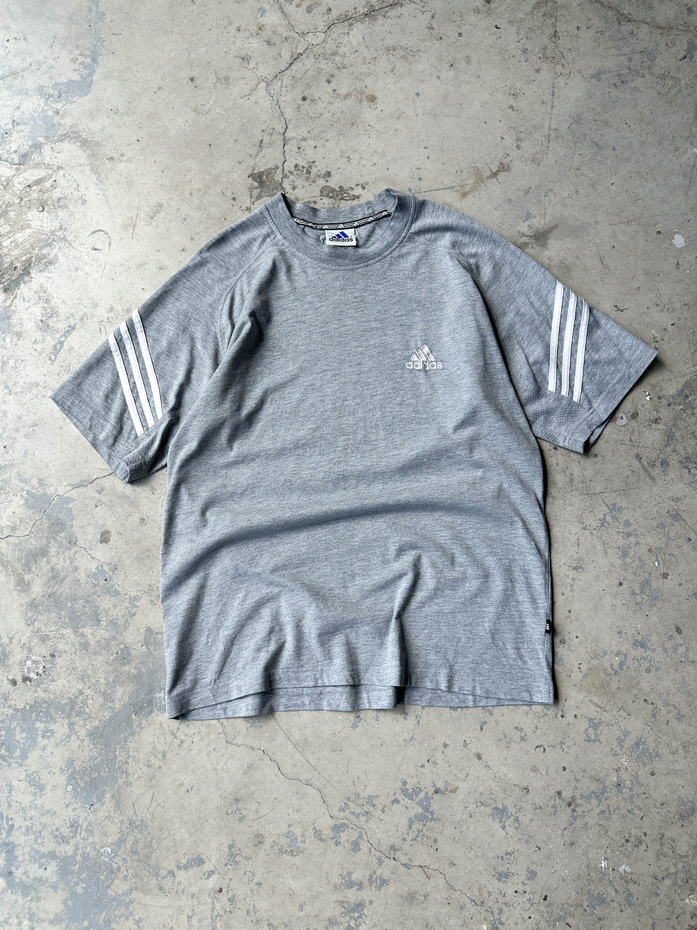 Camiseta Adidas vintage 90s