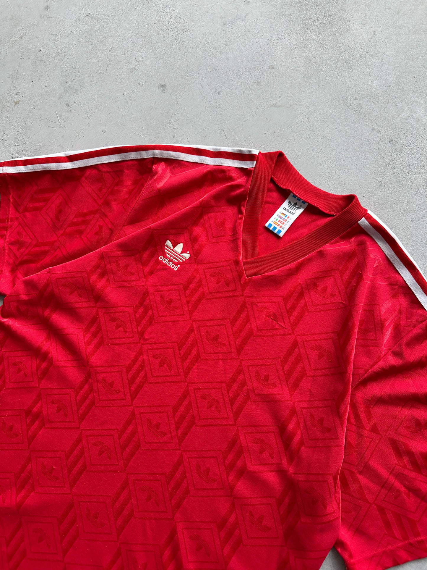 Camiseta Adidas vintage 90s