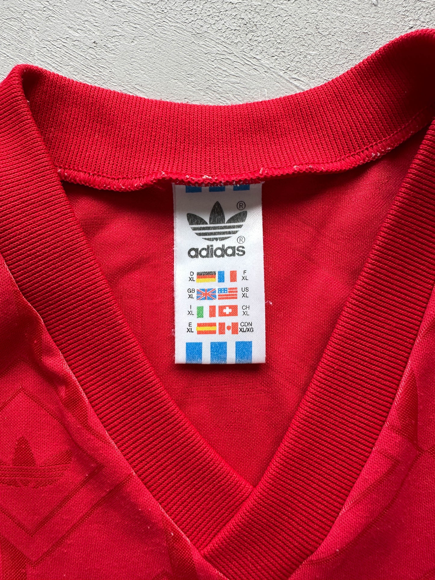 Camiseta Adidas vintage 90s