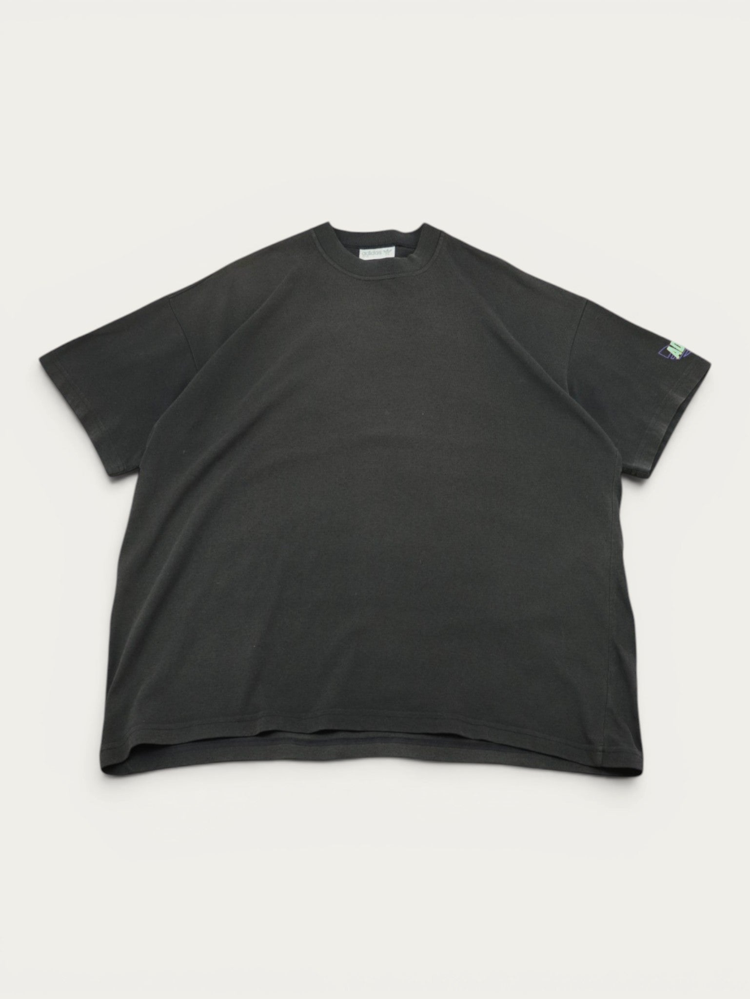 CAMISETA ADIDAS VINTAGE 90S