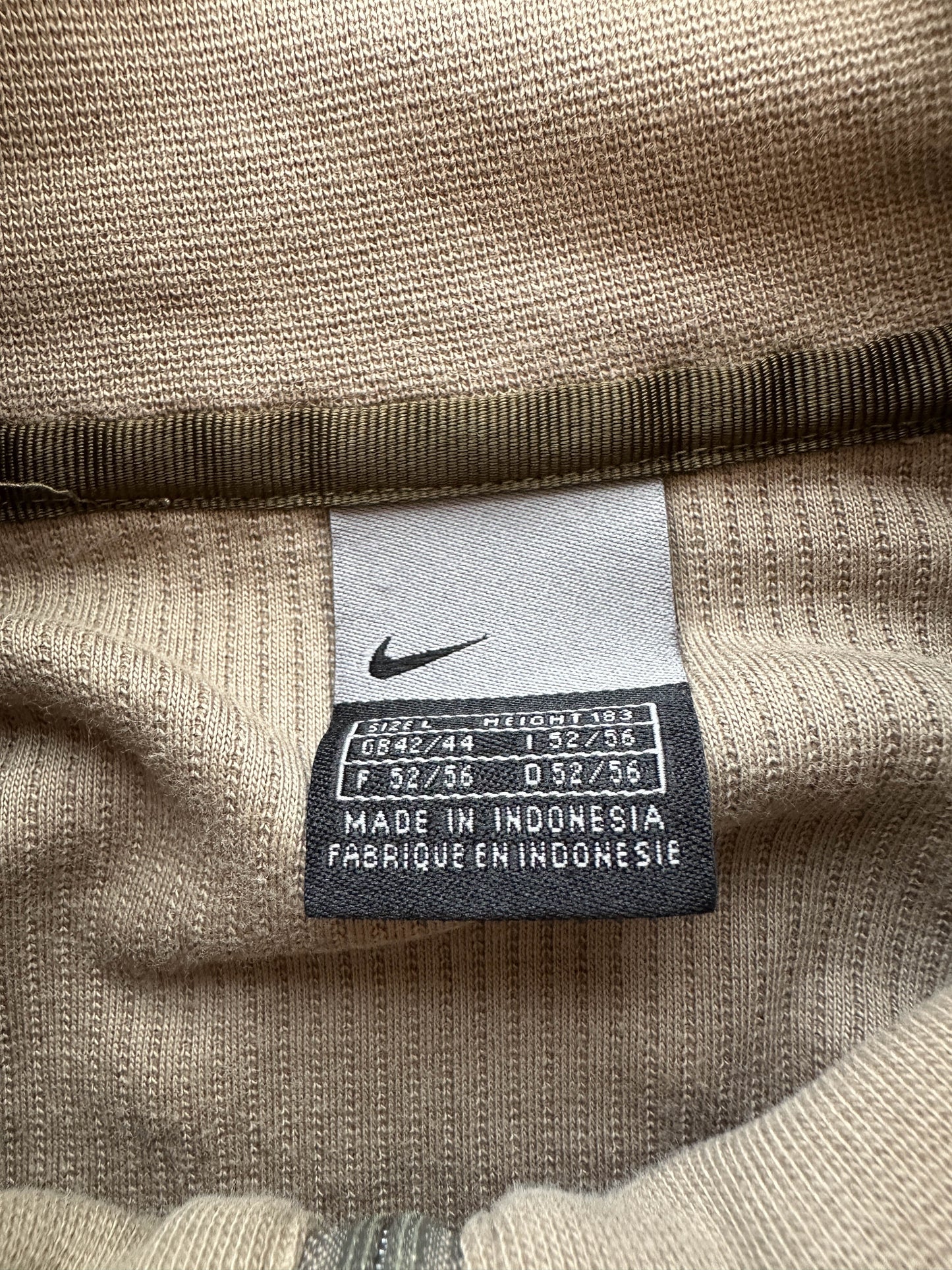 Chaqueta Nike vintage 00s
