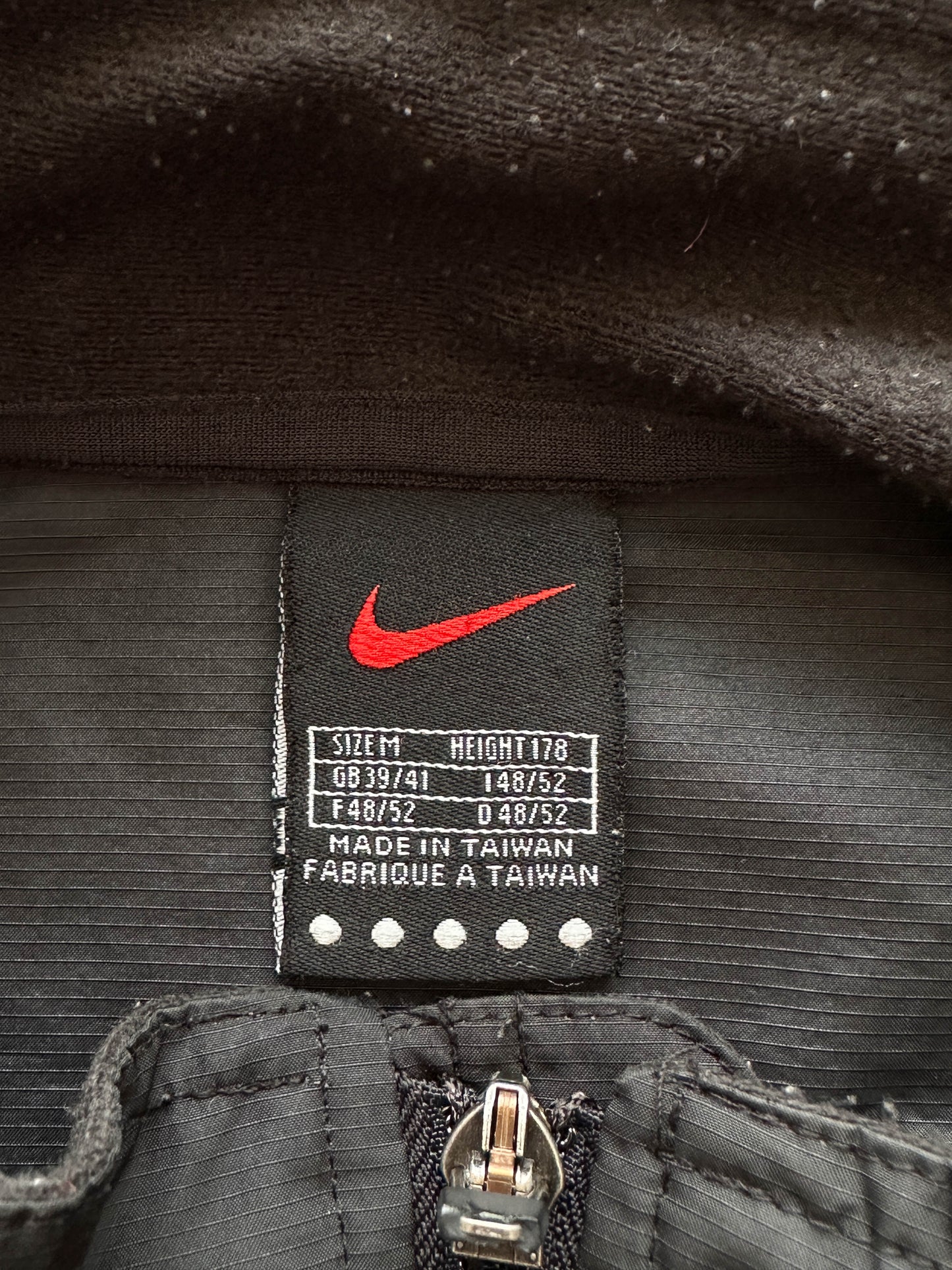 Chaqueta Nike vintage 90s
