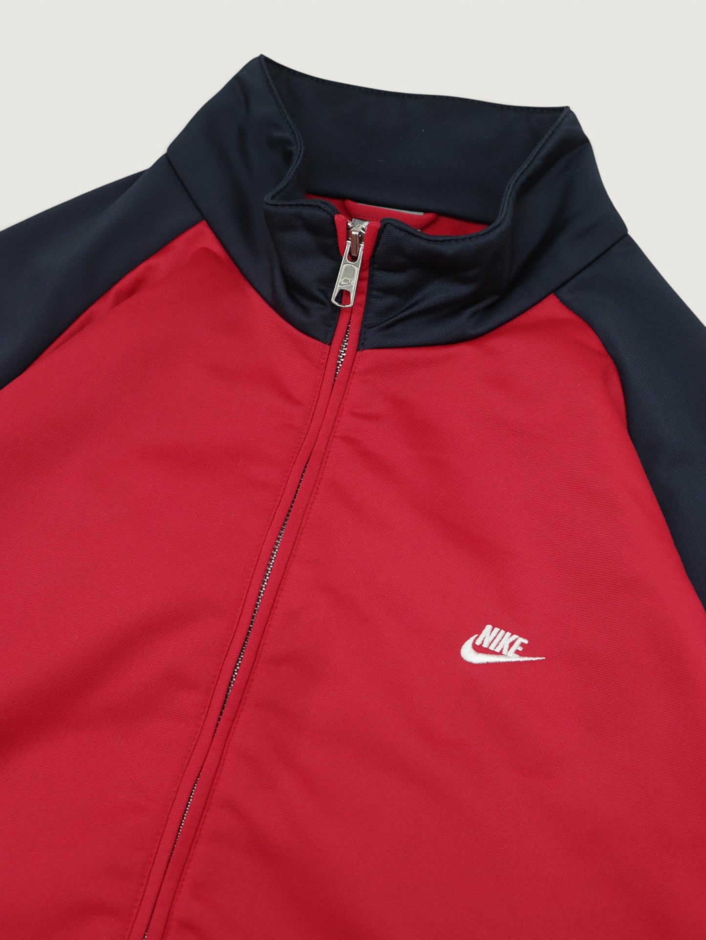 CHAQUETA NIKE VINTAGE 00S
