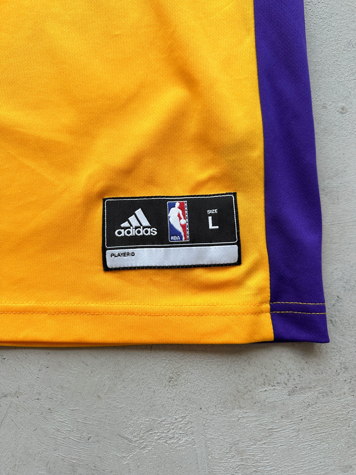 Camiseta Adidas Lakers vintage