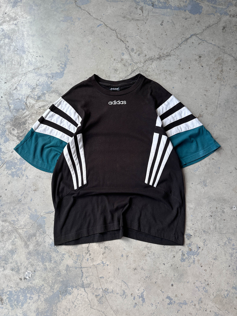 Camiseta Adidas vintage 90s