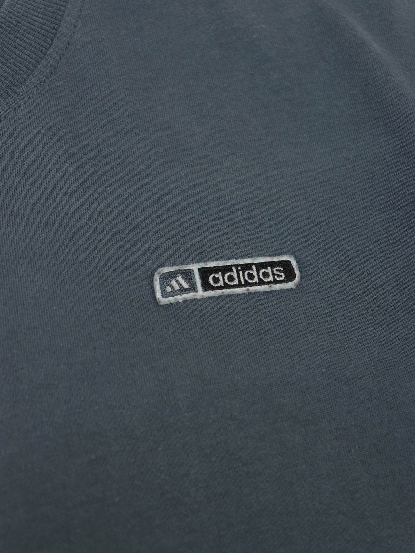CAMISETA ADIDAS VINTAGE 00S