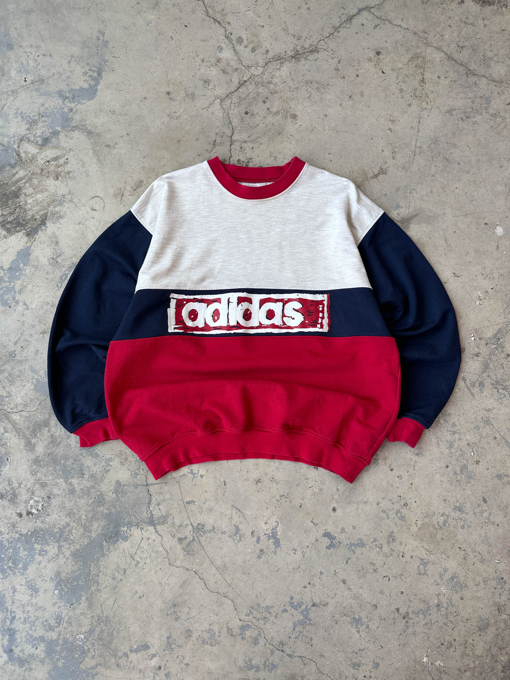 Vintage 90s Adidas sweatshirt