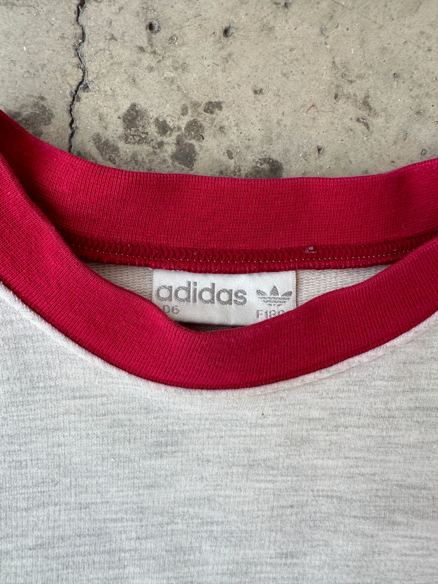 Vintage 90s Adidas sweatshirt