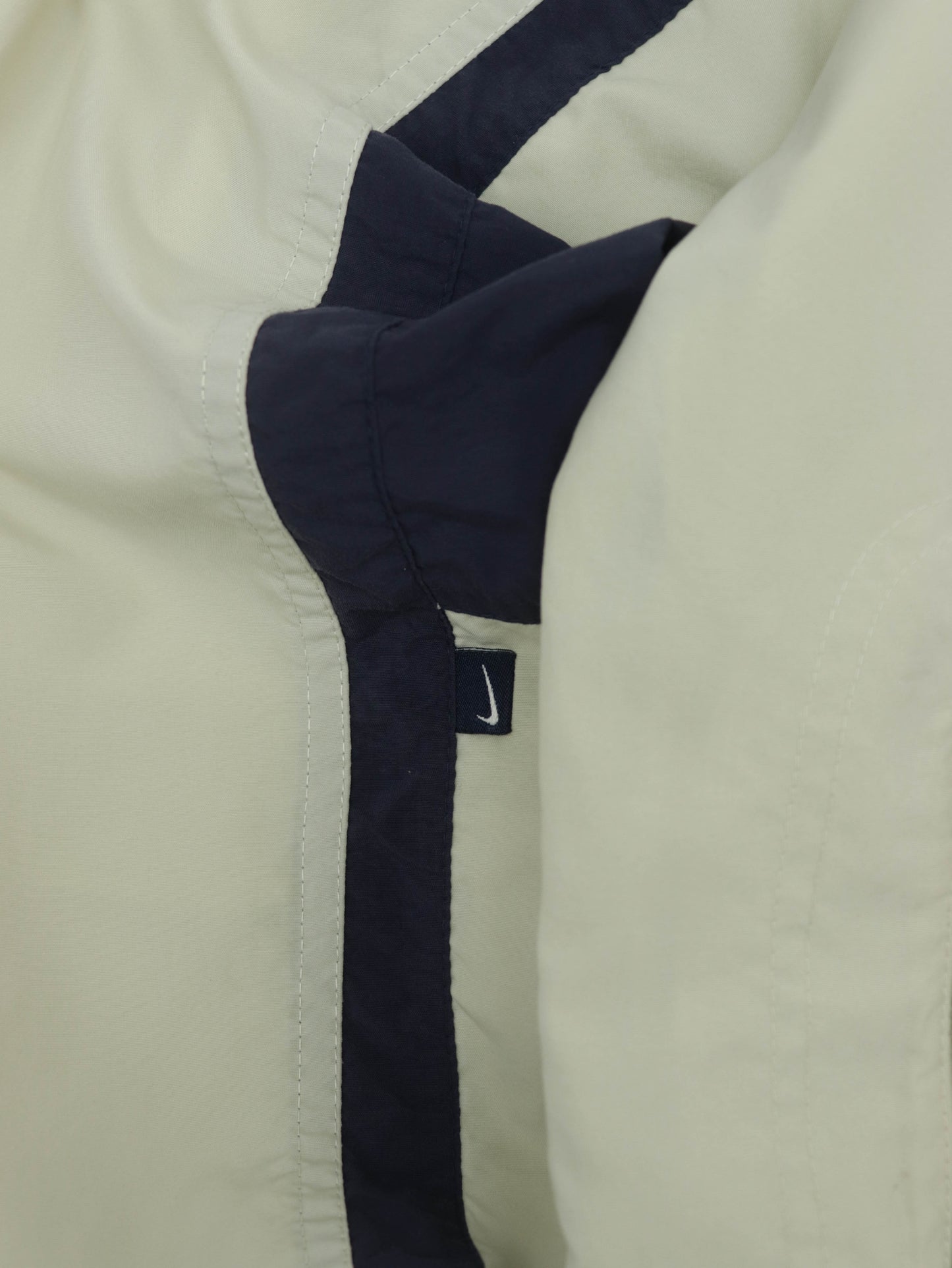 CHAQUETA NIKE VINTAGE 00S