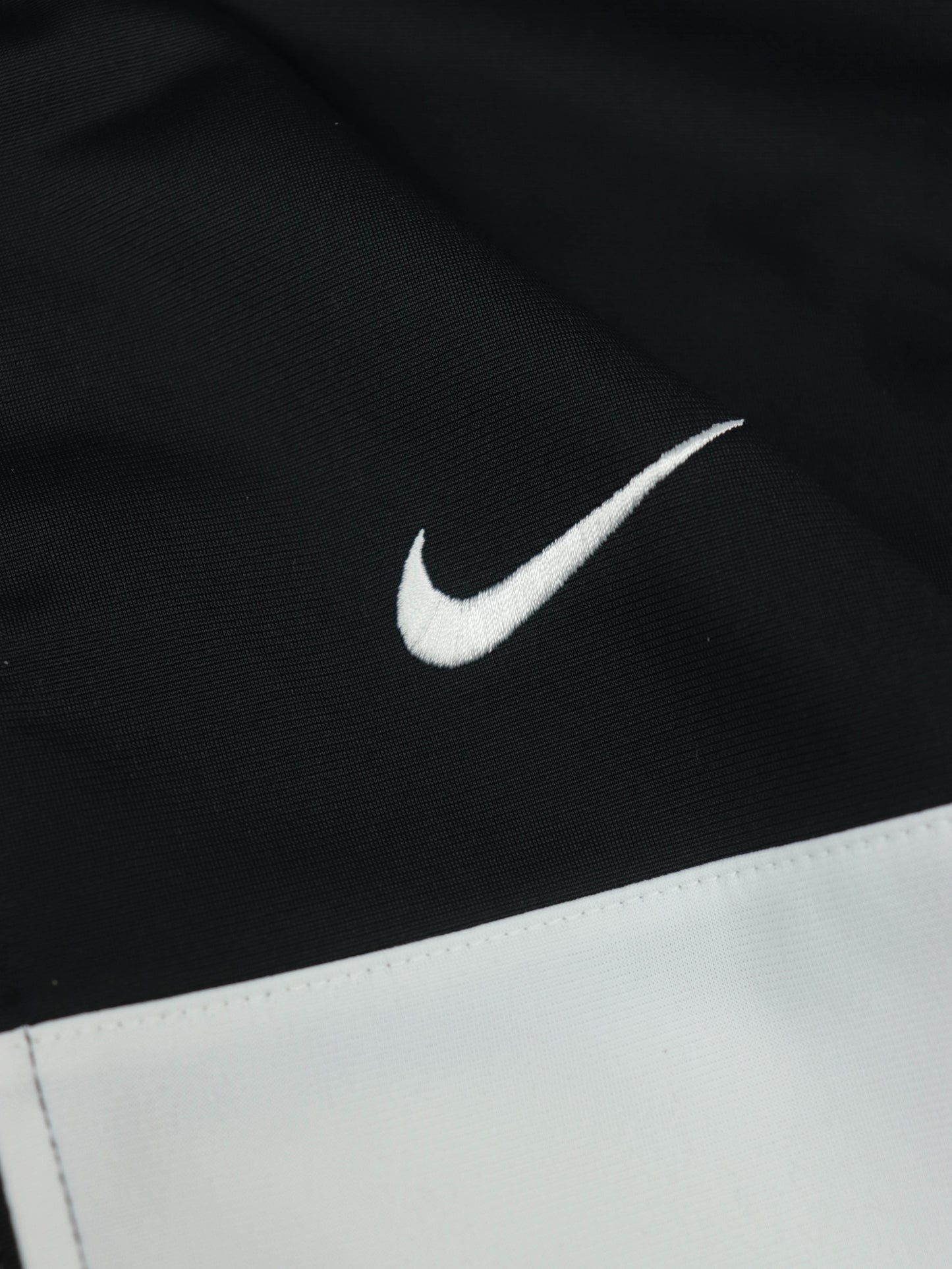 CHAQUETA NIKE VINTAGE 00S