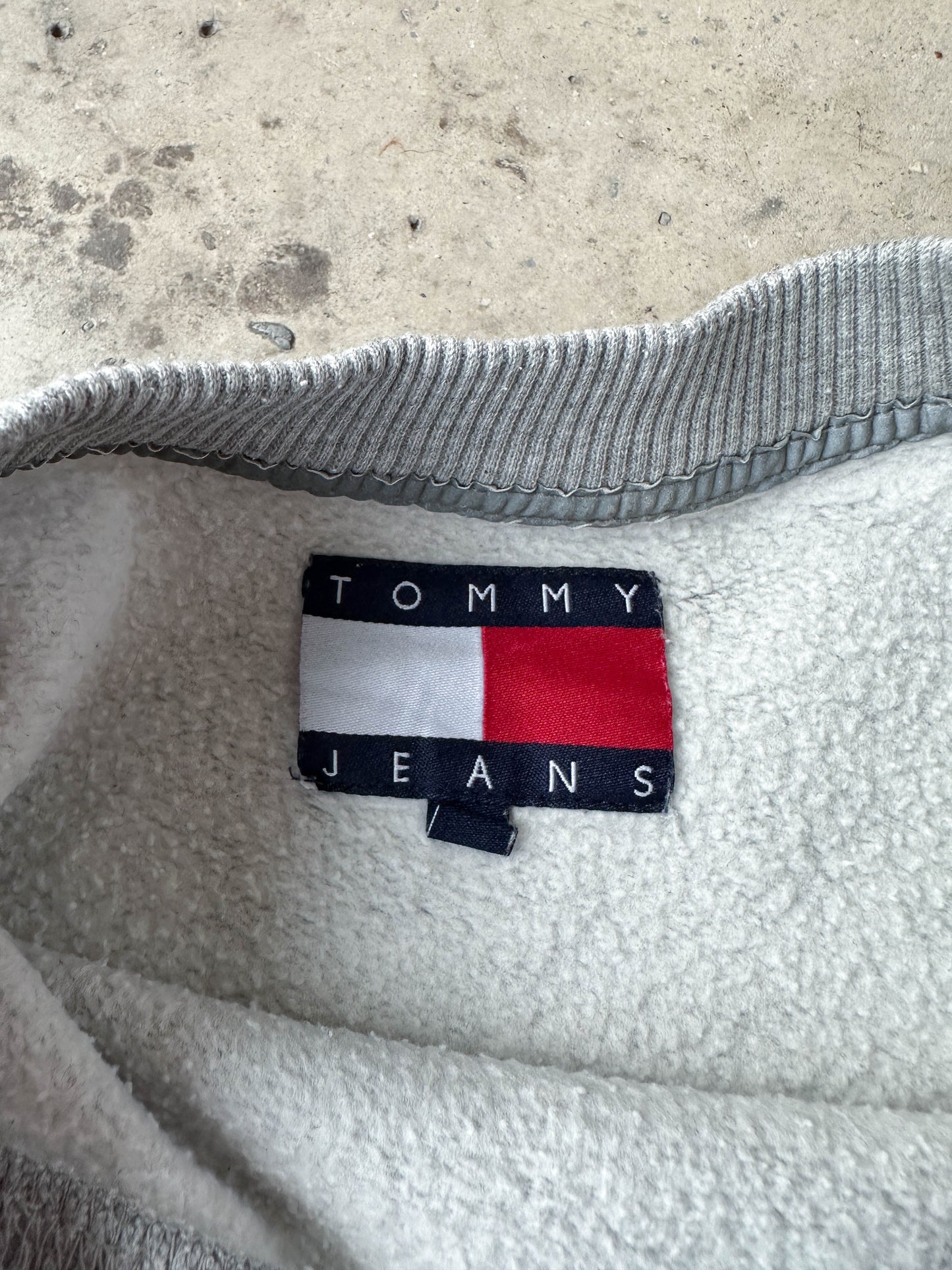 Sudadera Tommy Hilfiger vintage 00s