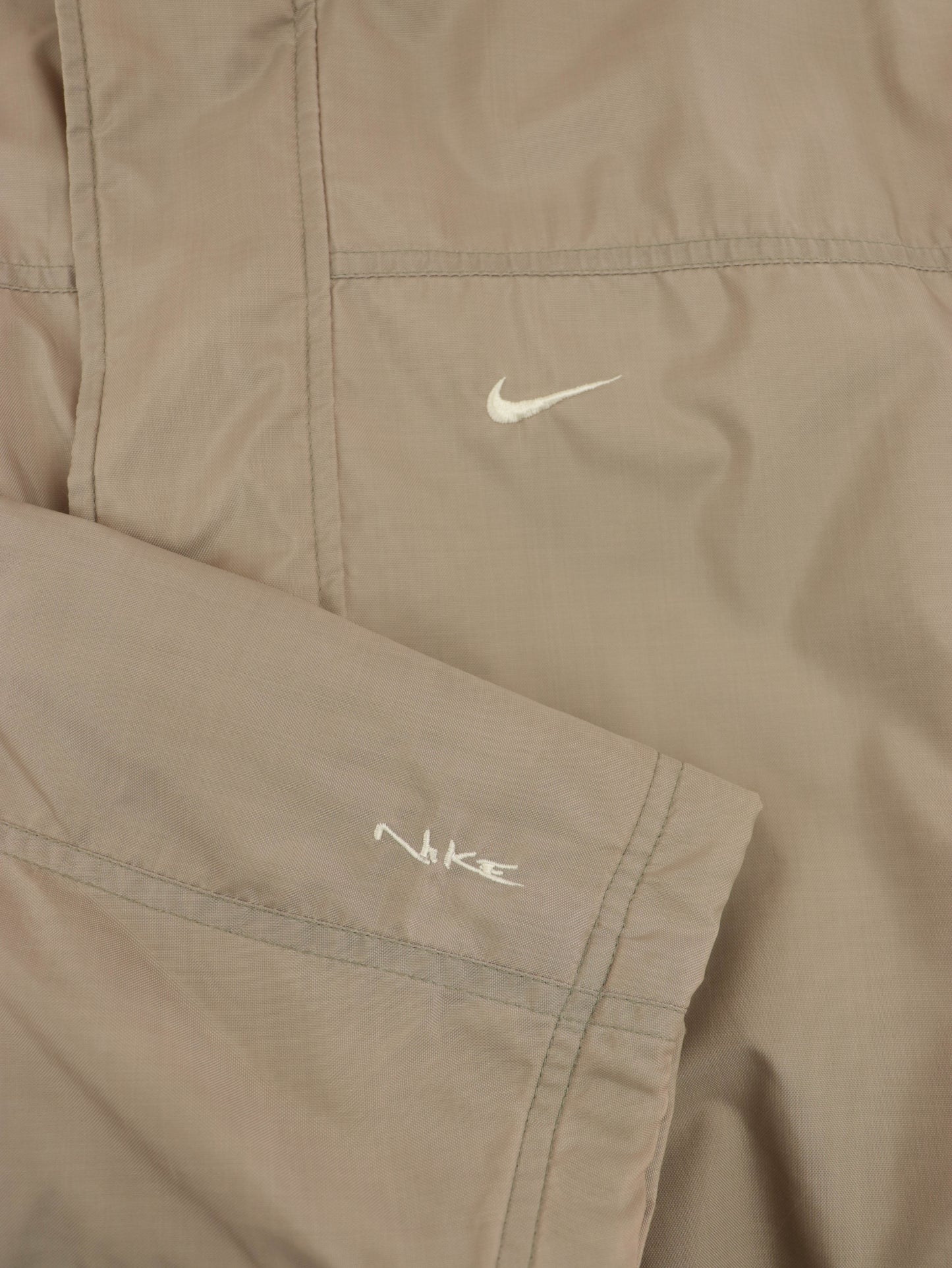 CHAQUETA NIKE VINTAGE 00S
