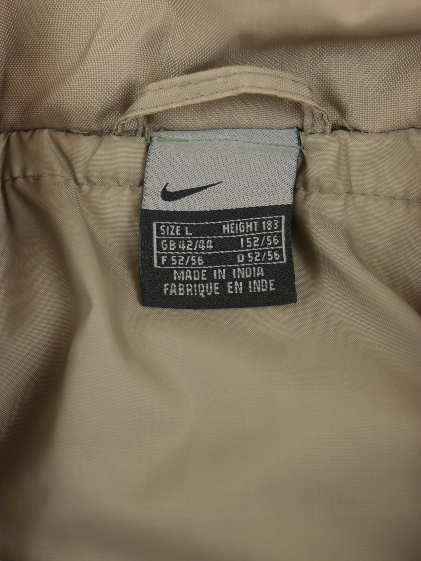 CHAQUETA NIKE VINTAGE 00S