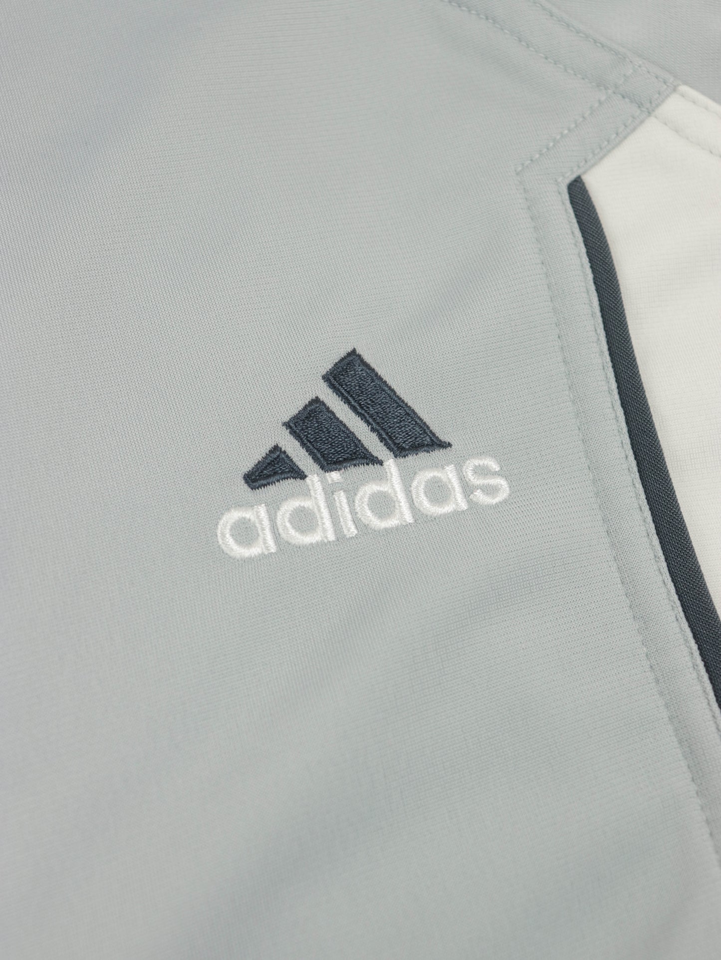 CHAQUETA ADIDAS VINTAGE 00S