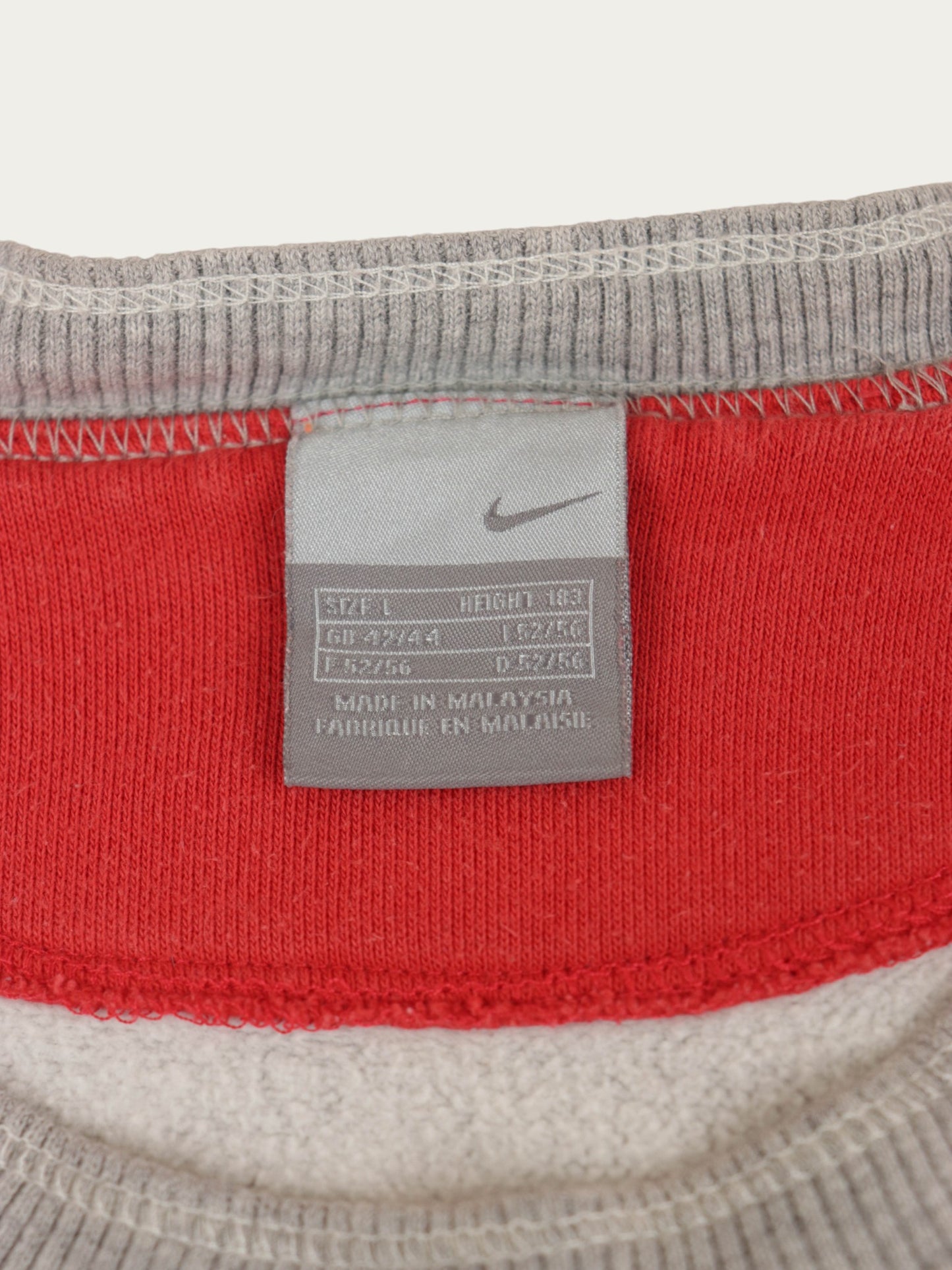 VINTAGE NIKE SWEATSHIRT 00S