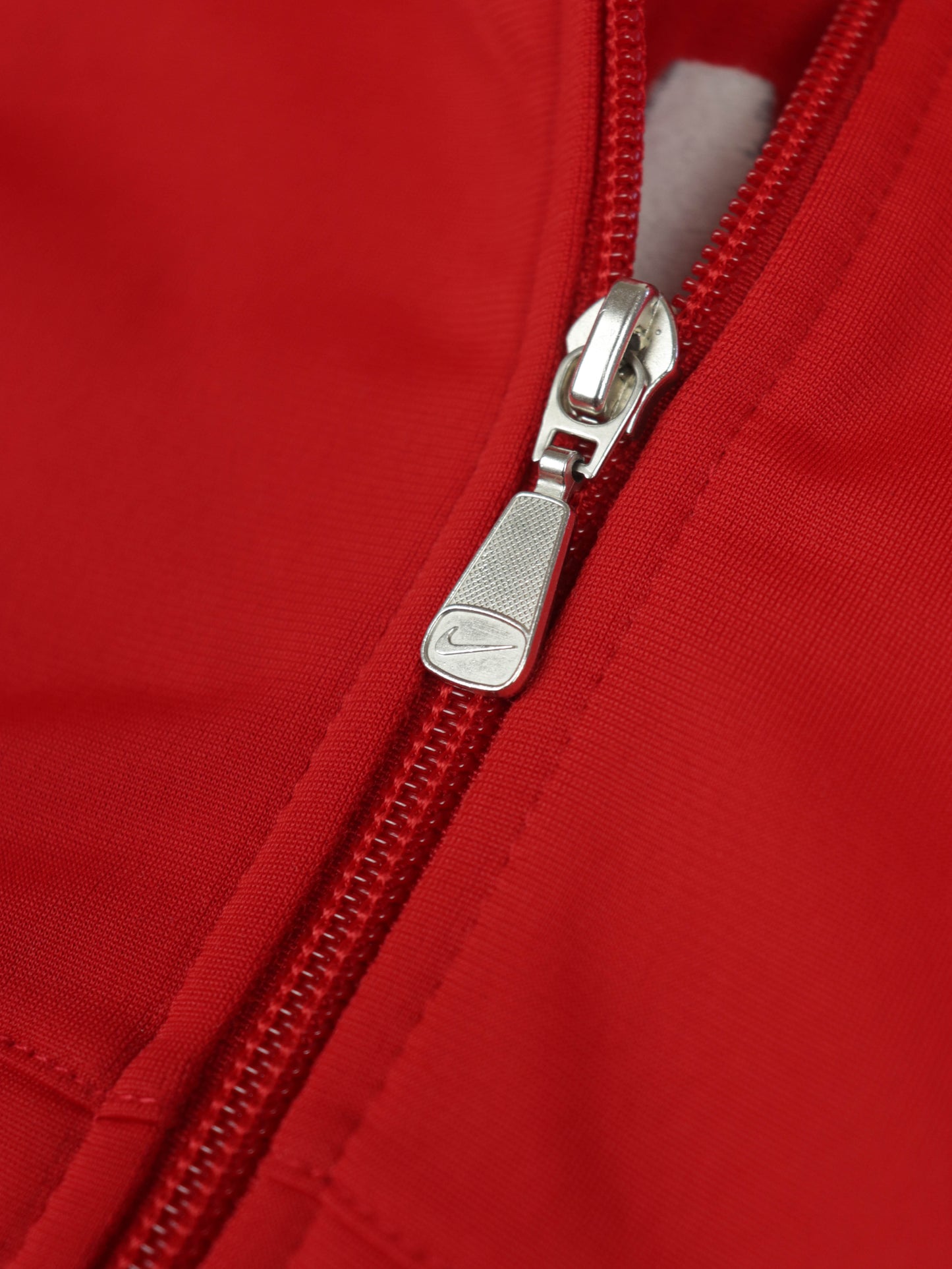 CHAQUETA NIKE VINTAGE 00S