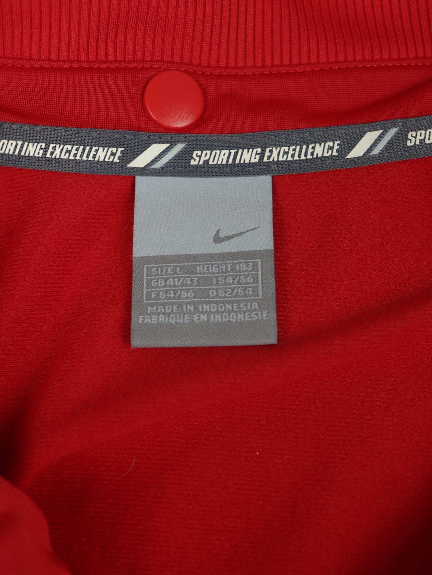 CHAQUETA NIKE VINTAGE 00S