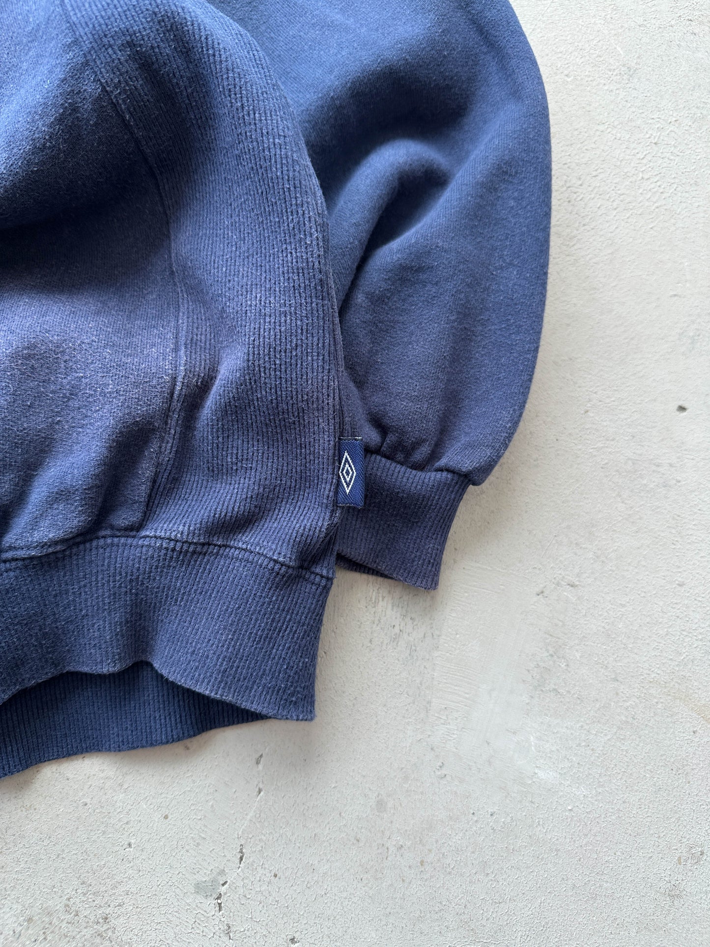 Sudadera Umbro vintage 00s
