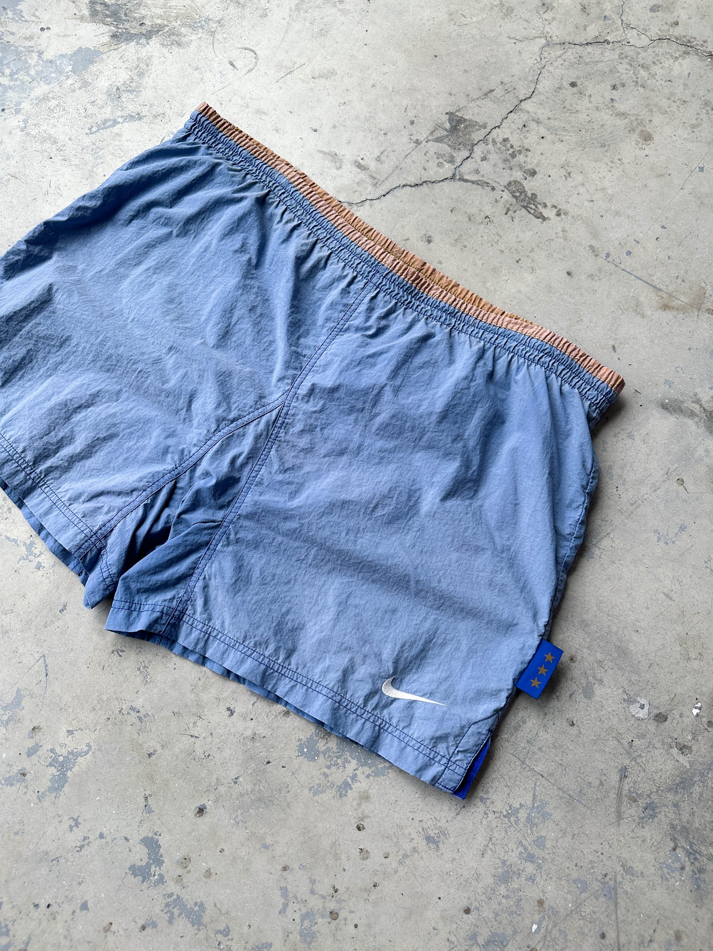 Vintage 90s Nike shorts