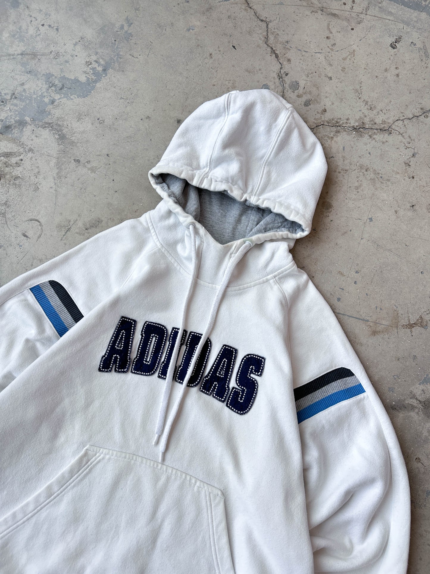 Sudadera Adidas vintage 00s