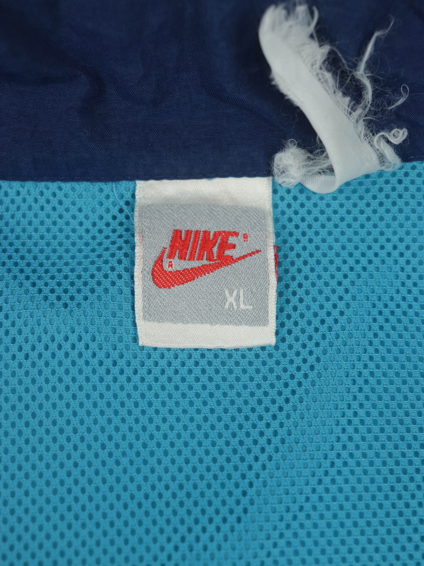 CHAQUETA NIKE VINTAGE 90S