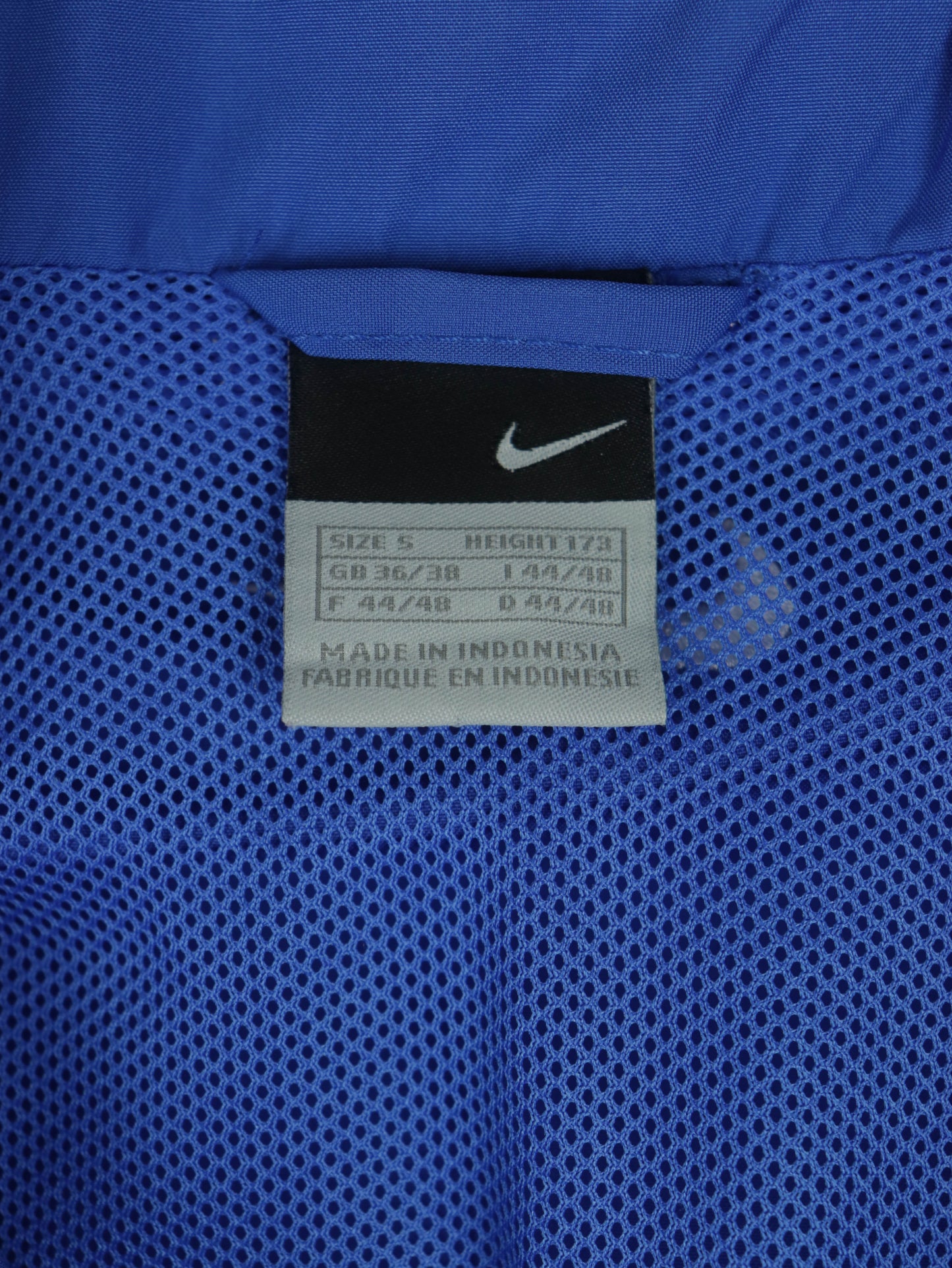 CHAQUETA NIKE VINTAGE 00S