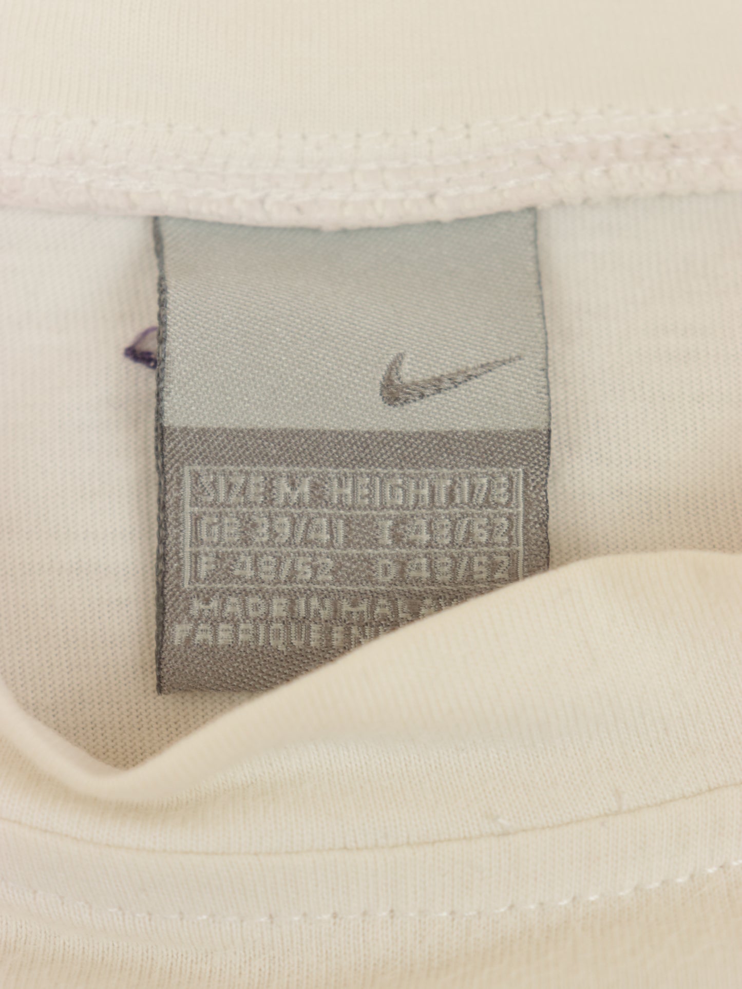 CAMISETA NIKE VINTAGE 00S