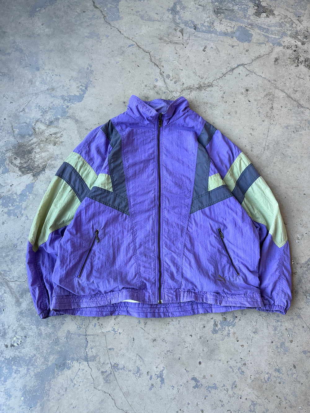 Chaqueta Puma vintage 90s