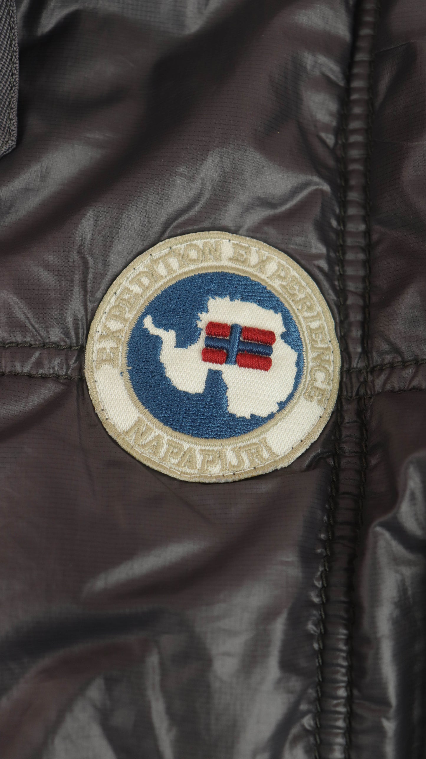 CHAQUETA NAPAPIJRI VINTAGE 00S