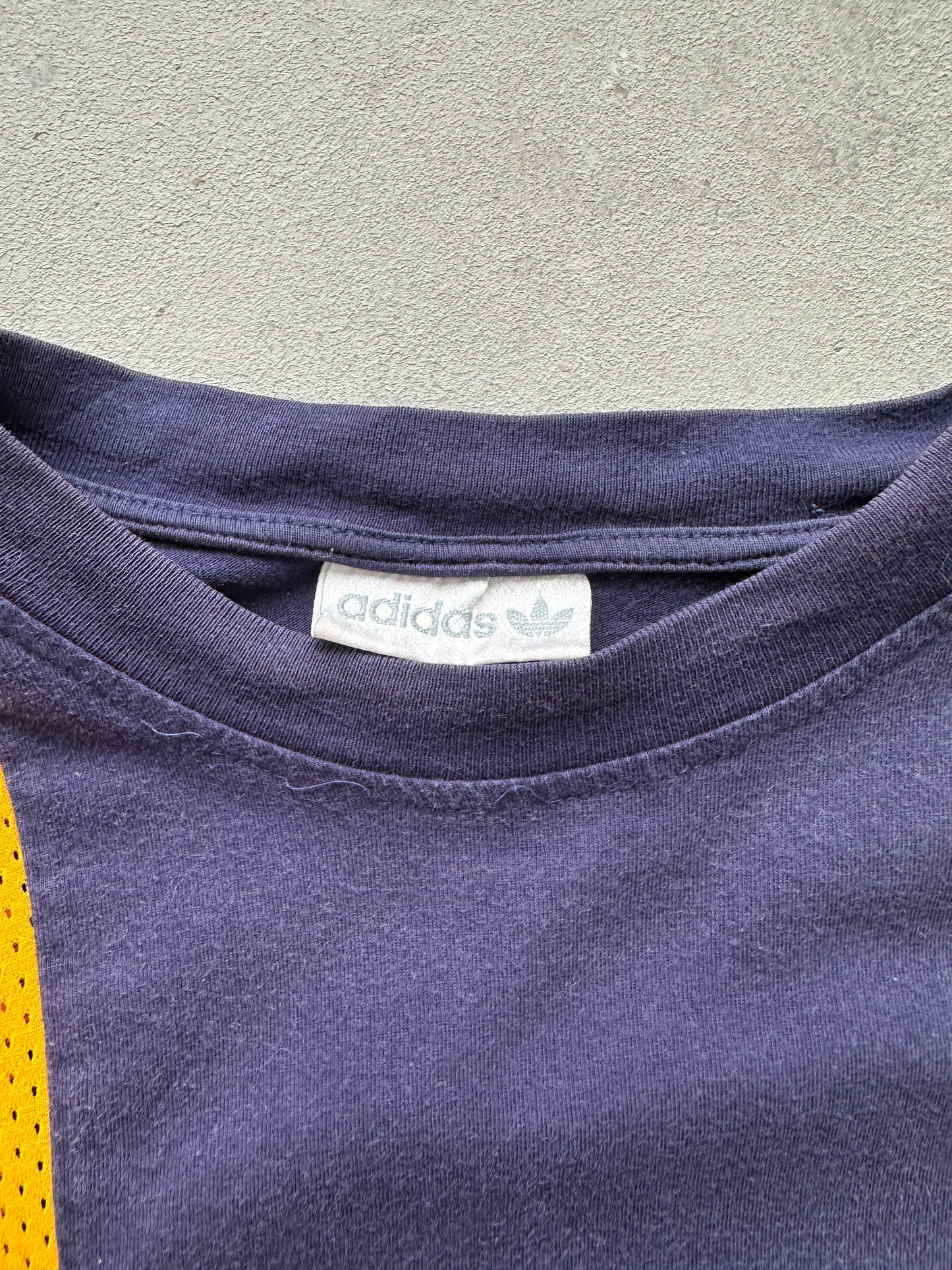Camiseta Adidas vintage 80s