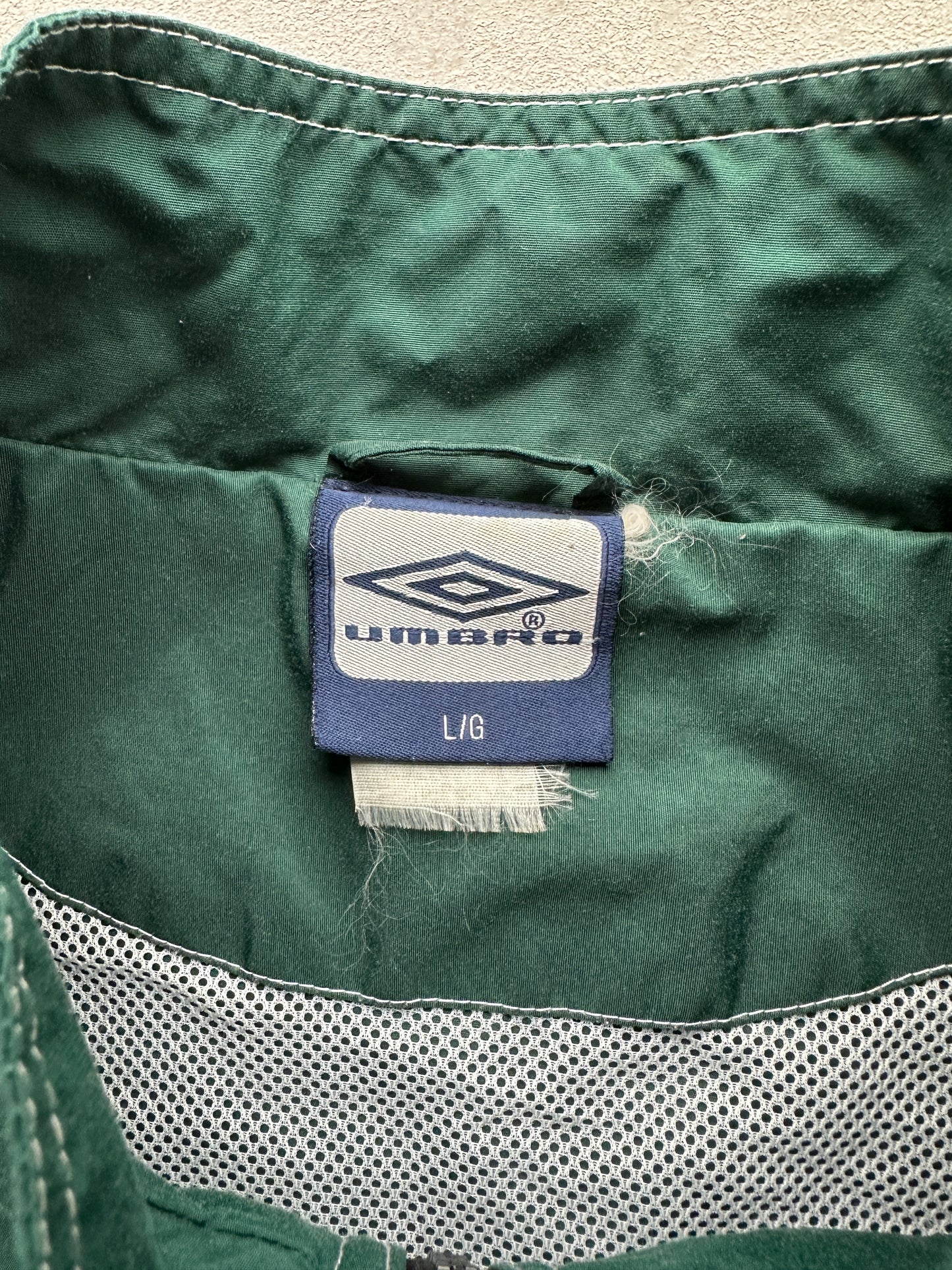 Chaqueta Umbro vintage 00s