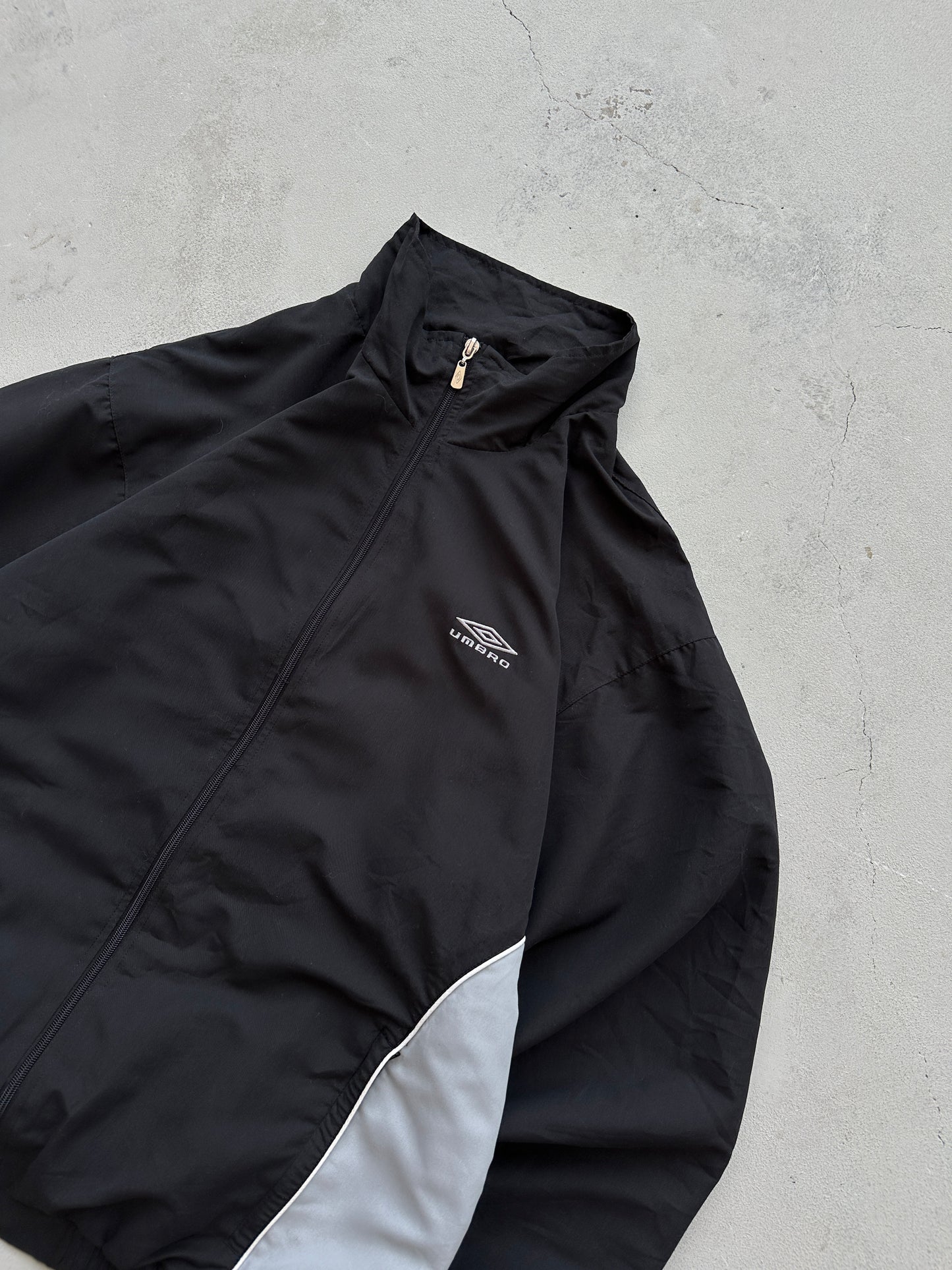 Chaqueta Umbro vintage 00s