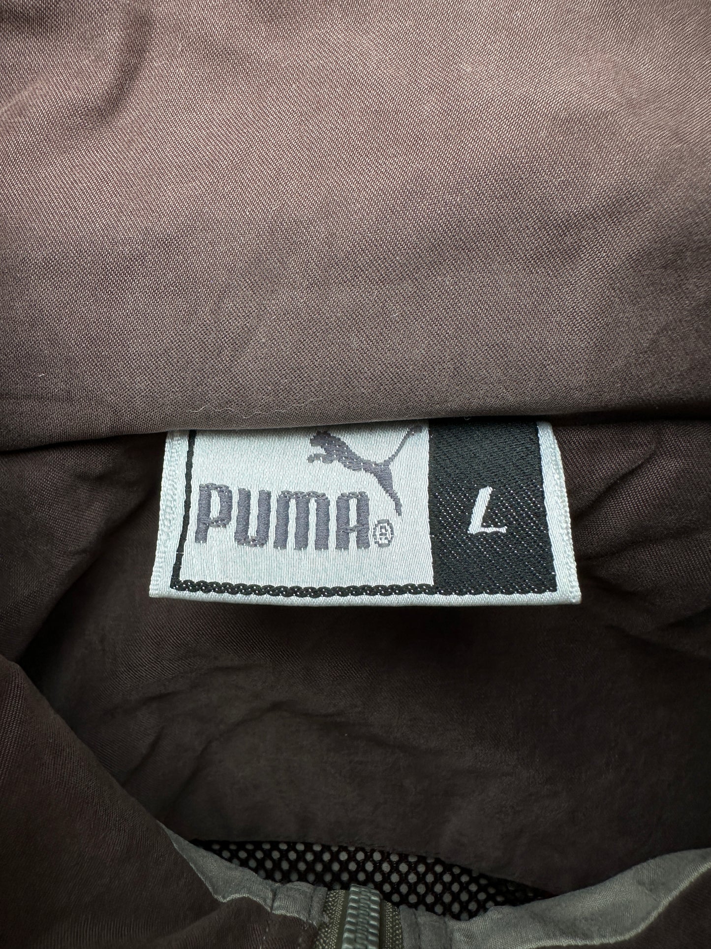 Chaqueta Puma vintage 90s