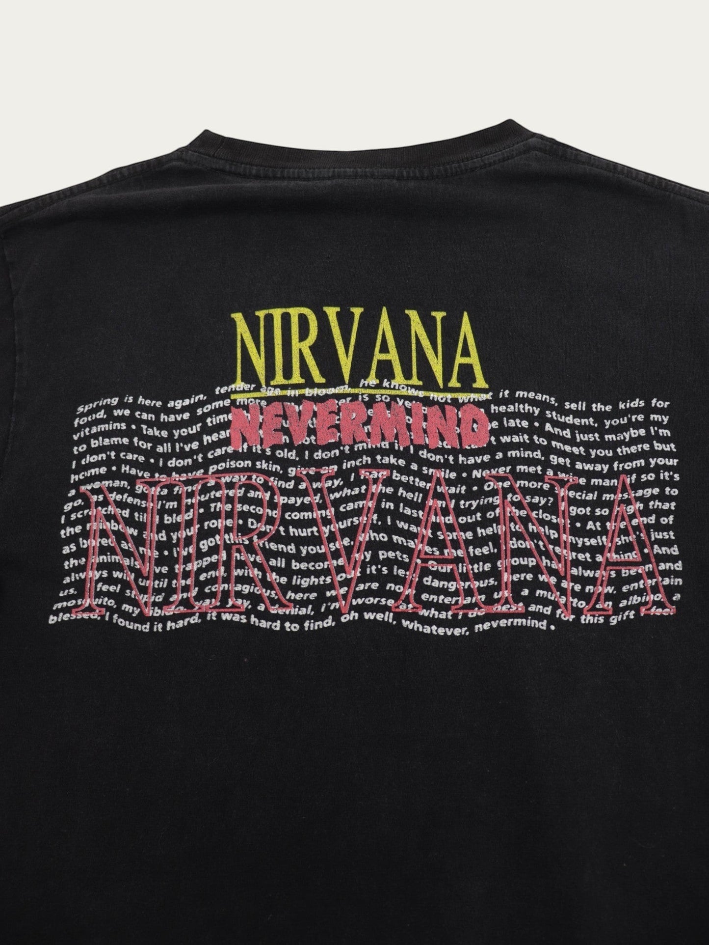 ROCK YEAH NIRVANA VINTAGE 00S T-SHIRT