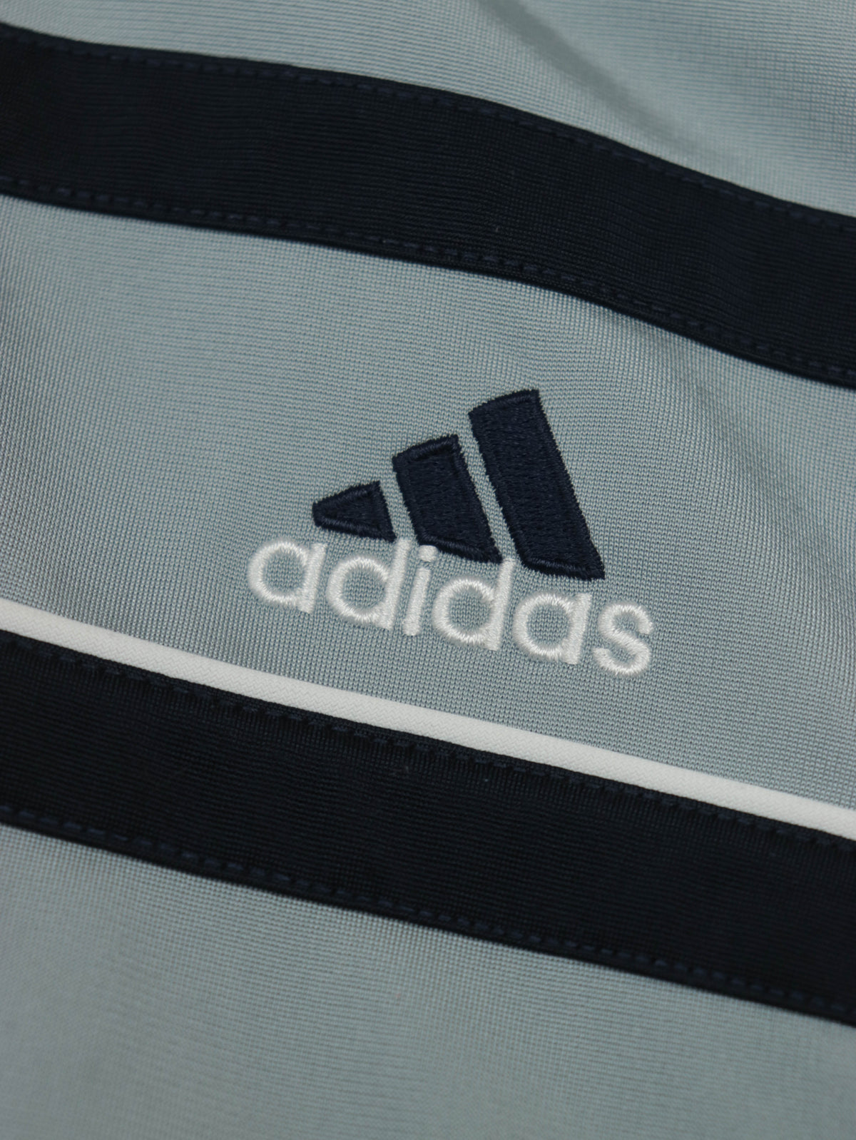 CHAQUETA ADIDAS VINTAGE 00S