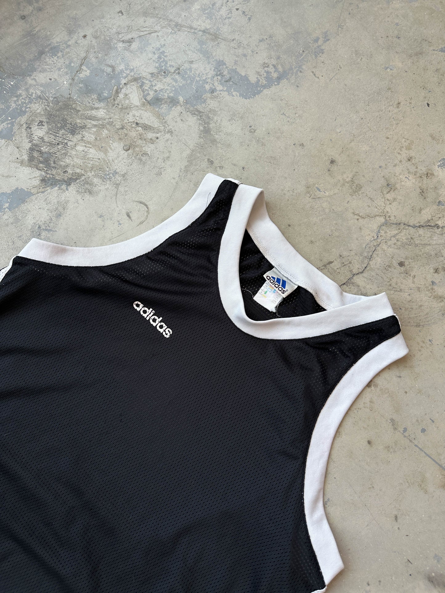 Camiseta Adidas vintage 90s