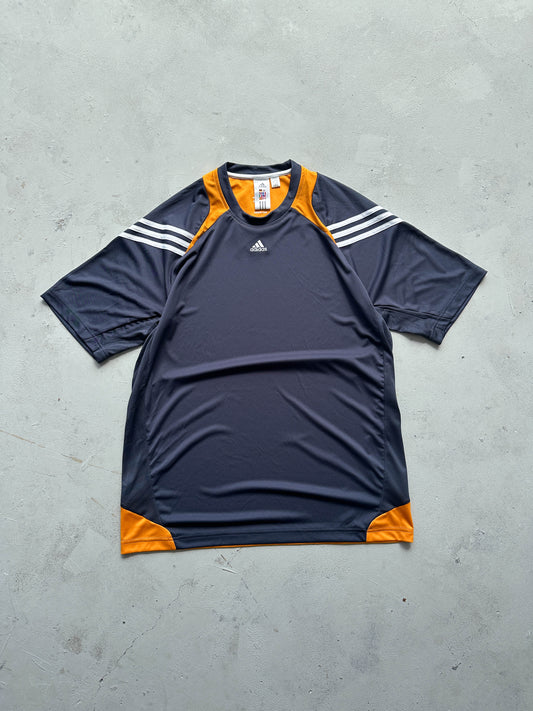 Camiseta Adidas vintage 00s