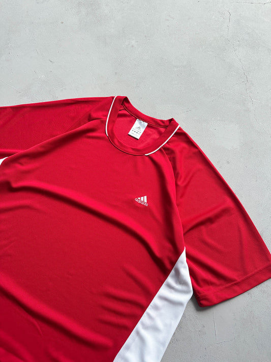 Camiseta Adidas vintage 00s