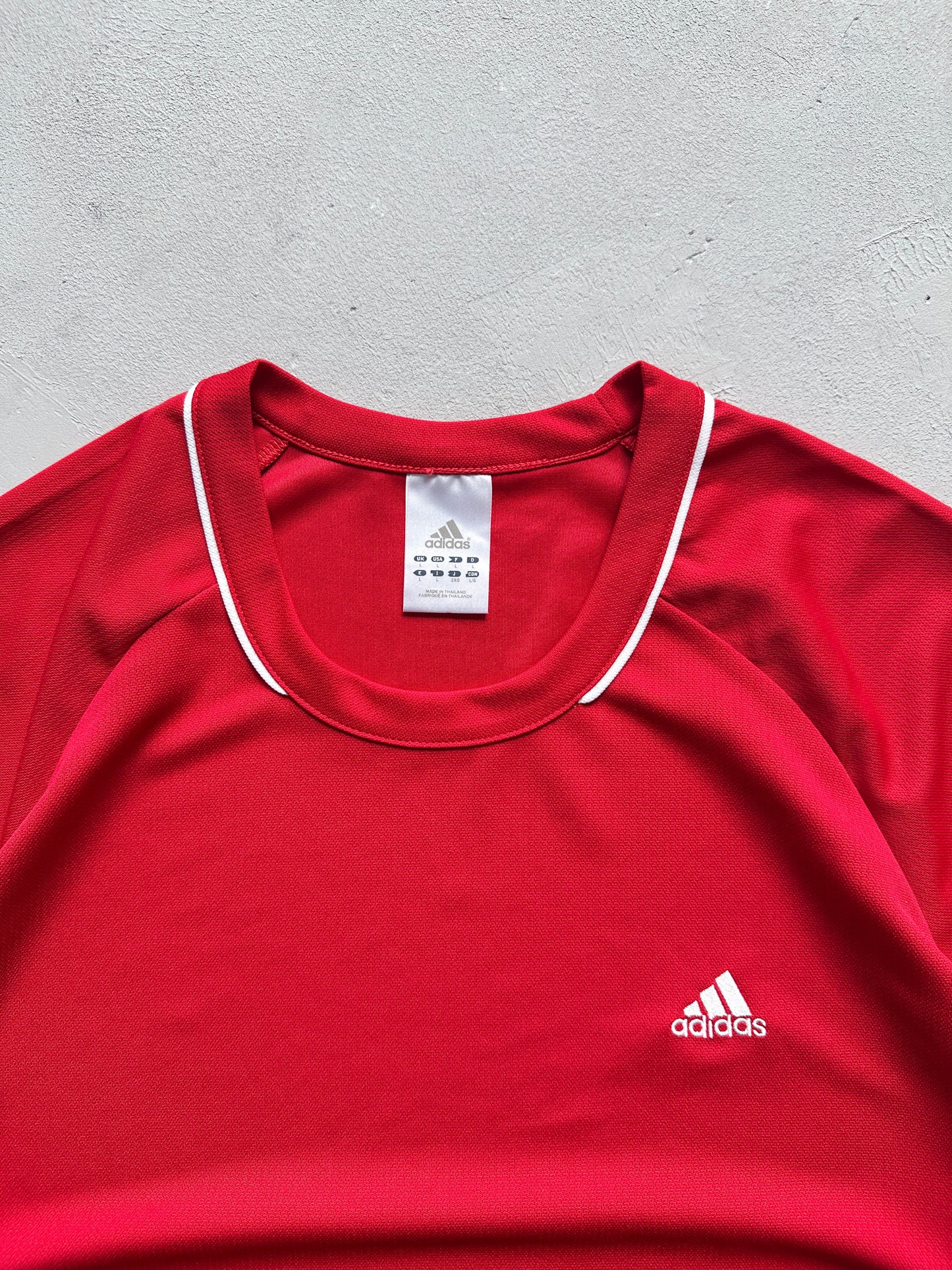 Camiseta Adidas vintage 00s