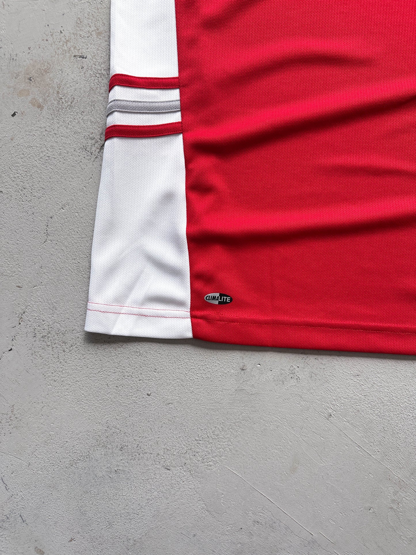 Camiseta Adidas vintage 00s