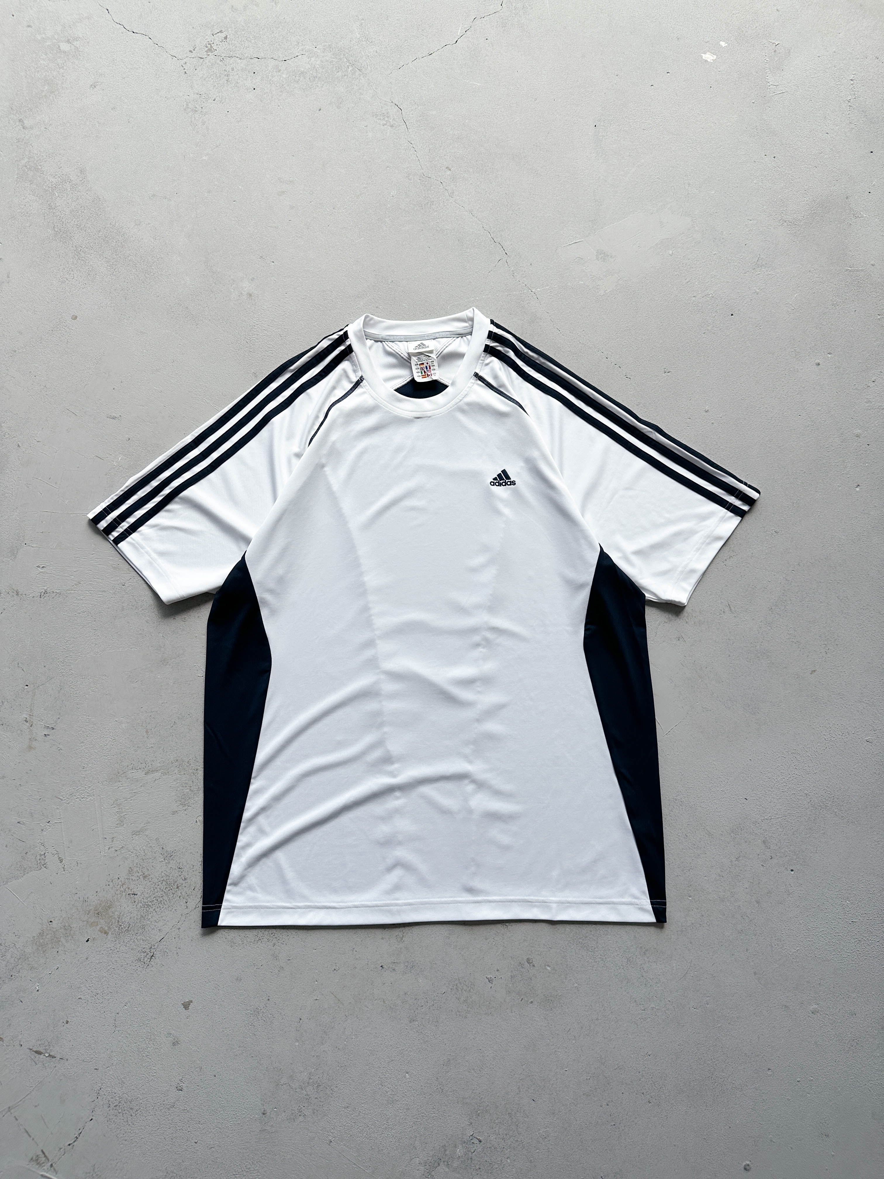 Camiseta Adidas vintage 00s